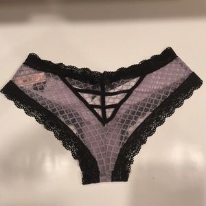 Victoria's Secret Intimates & Sleepwear - 💖 Victoria’s Secret Sexy Cheeky Panty Victoria's Secret Intimates & Sleepwear - 💖 Victoria’s Secret Sexy Cheeky Panty